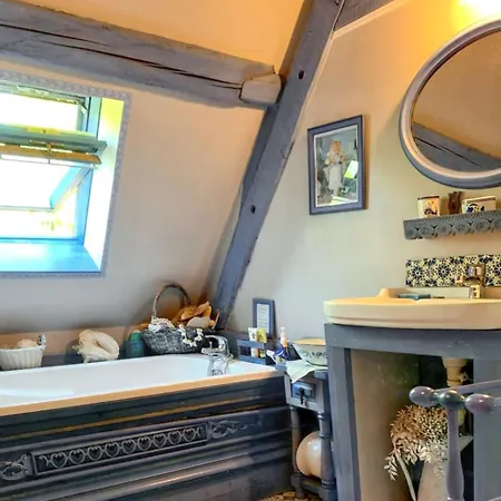 Feriehus Maison Spacieuse Et Charmante A Dame-marie Avec Jardin