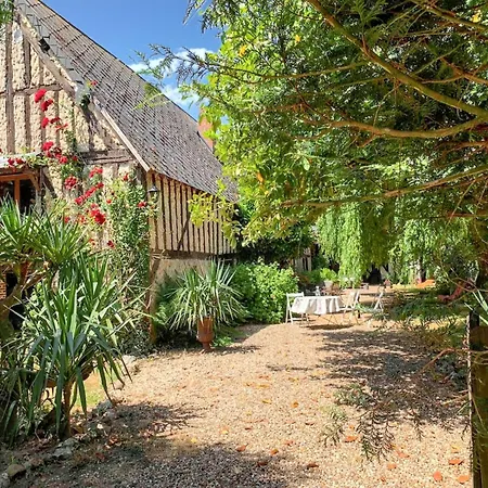 Maison Spacieuse Et Charmante A Dame-marie Avec Jardin